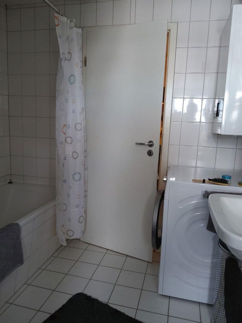 Pronájem bytu 2+1 63 m², Hoher Weg 16, Goslar, Dolní Sasko Pronájem bytu 2+1 63 m², Hoher Weg 16, Goslar, Dolní Sasko