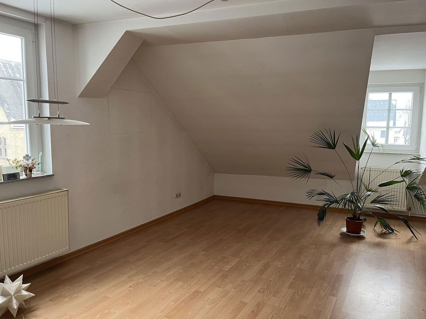 Pronájem bytu 2+1 63 m², Hoher Weg 16, Goslar, Dolní Sasko Pronájem bytu 2+1 63 m², Hoher Weg 16, Goslar, Dolní Sasko