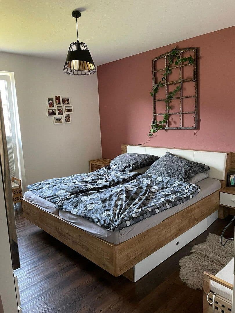 Prodej bytu 3+1 86 m², Nienburger Straße 72, Sulingen, Dolní Sasko Prodej bytu 3+1 86 m², Nienburger Straße 72, Sulingen, Dolní Sasko