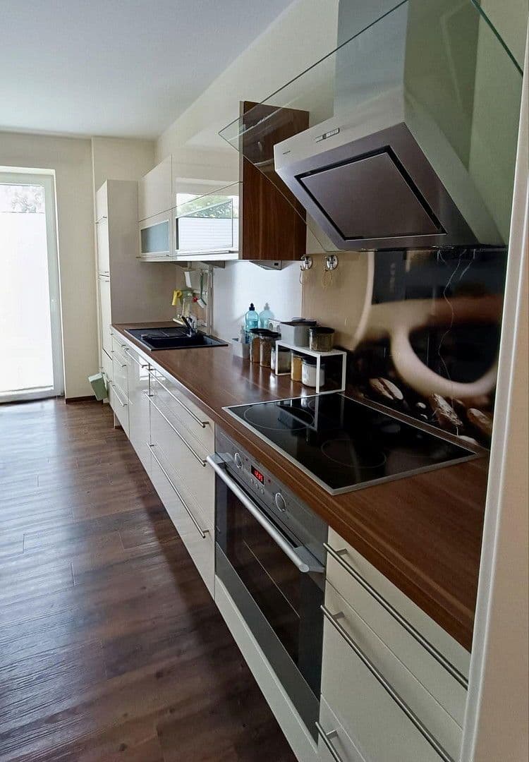 Prodej bytu 3+1 86 m², Nienburger Straße 72, Sulingen, Dolní Sasko Prodej bytu 3+1 86 m², Nienburger Straße 72, Sulingen, Dolní Sasko