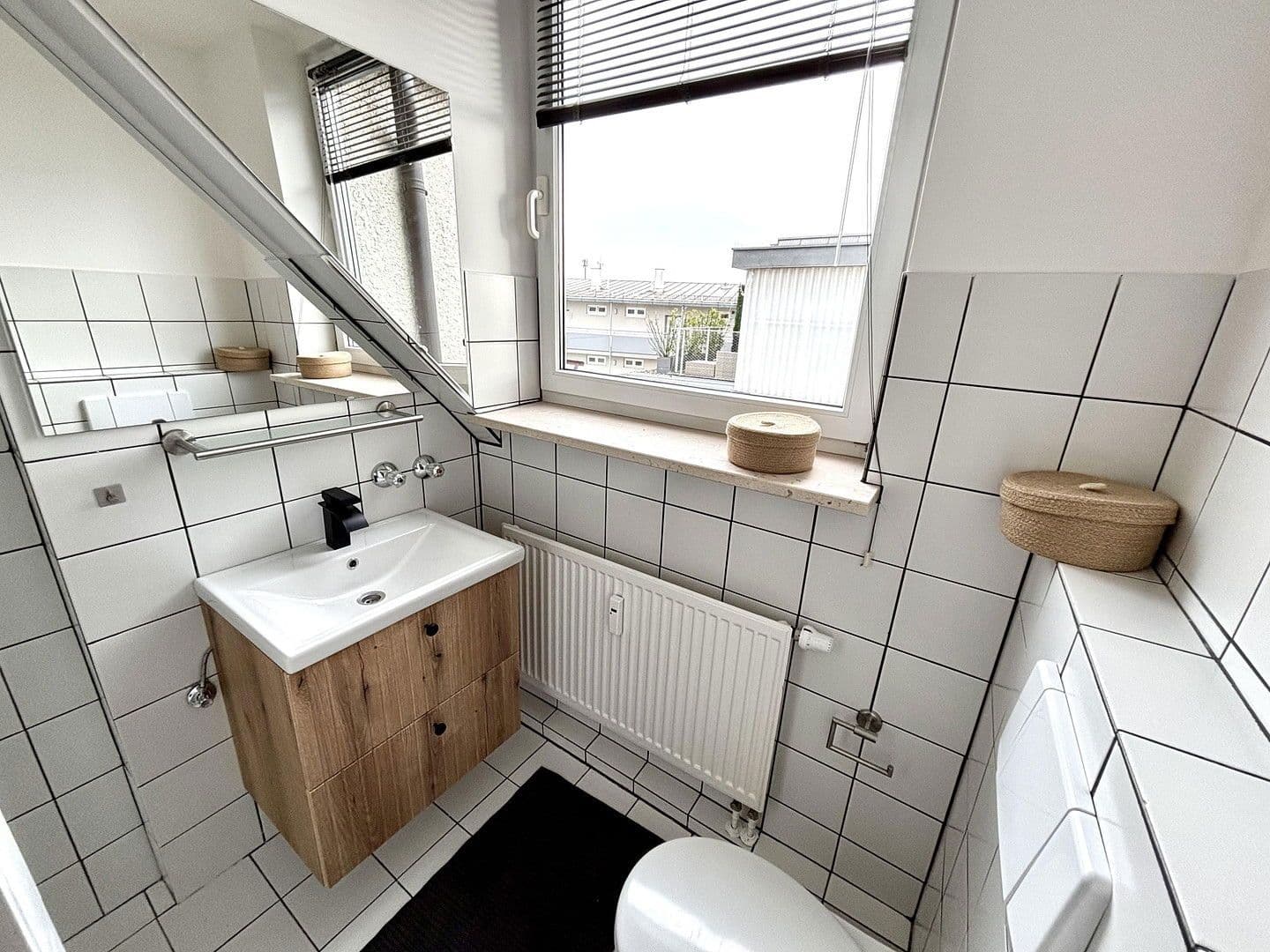 Pronájem bytu 1+1 23 m², Hörwarthstraße 4, München, Bavorsko Pronájem bytu 1+1 23 m², Hörwarthstraße 4, München, Bavorsko