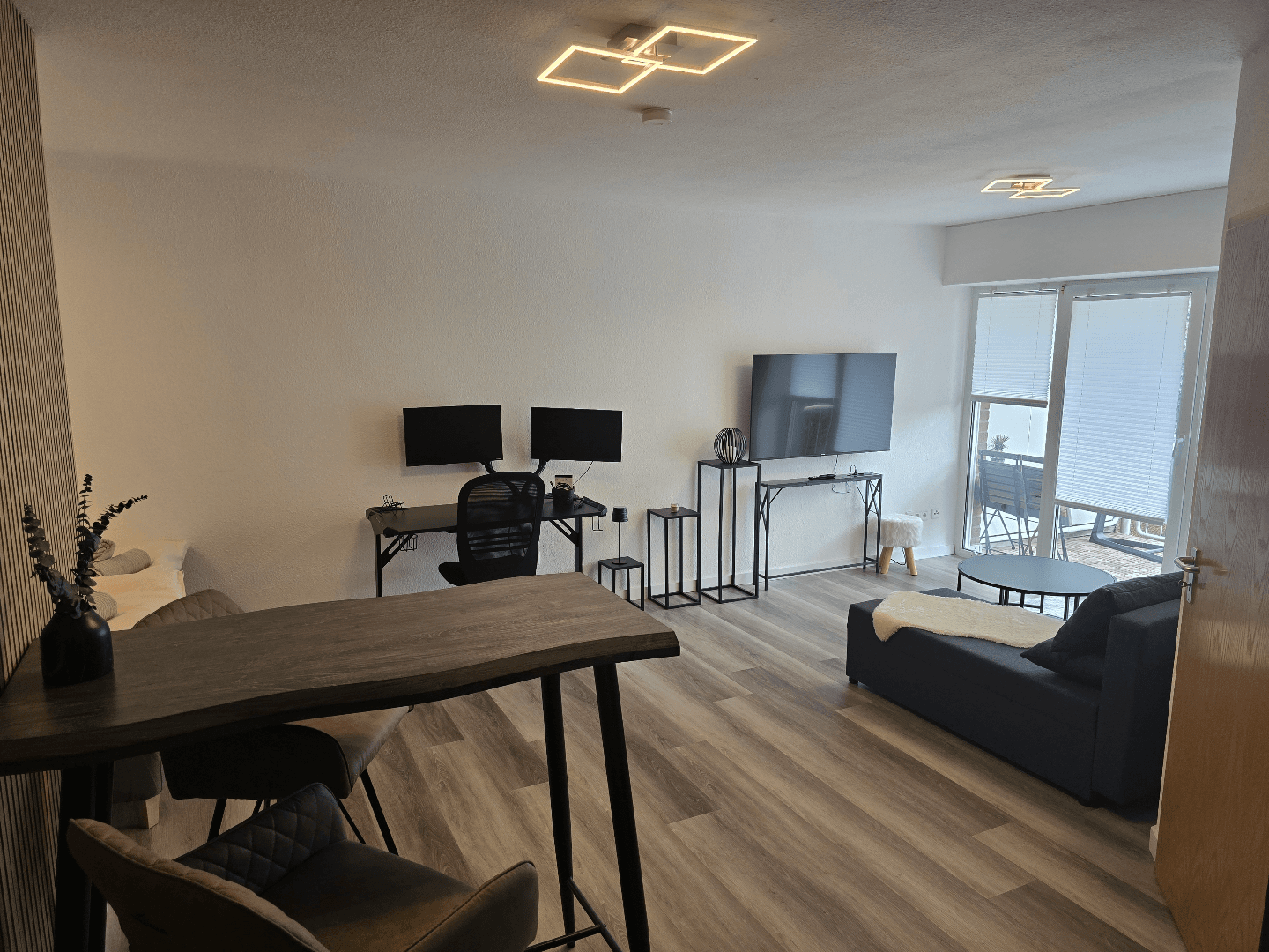 Pronájem bytu 1+1 41 m², Am Brückerbach 4, Düsseldorf, Severní Porýní-Vestfálsko Pronájem bytu 1+1 41 m², Am Brückerbach 4, Düsseldorf, Severní Porýní-Vestfálsko