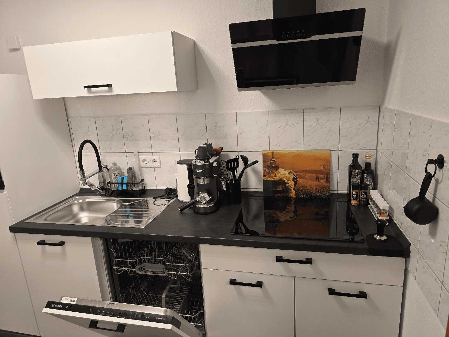 Pronájem bytu 1+1 41 m², Am Brückerbach 4, Düsseldorf, Severní Porýní-Vestfálsko Pronájem bytu 1+1 41 m², Am Brückerbach 4, Düsseldorf, Severní Porýní-Vestfálsko