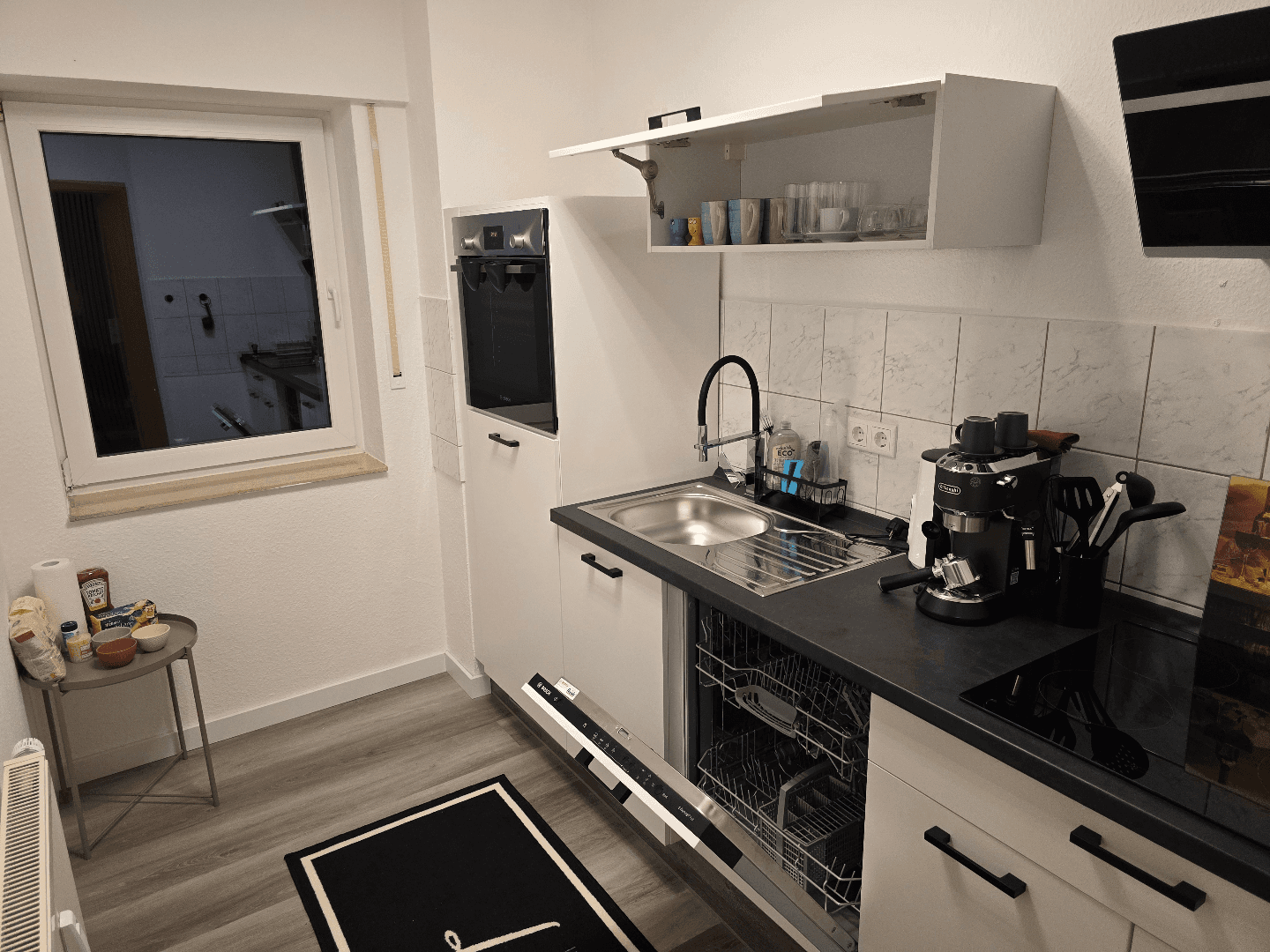 Pronájem bytu 1+1 41 m², Am Brückerbach 4, Düsseldorf, Severní Porýní-Vestfálsko Pronájem bytu 1+1 41 m², Am Brückerbach 4, Düsseldorf, Severní Porýní-Vestfálsko