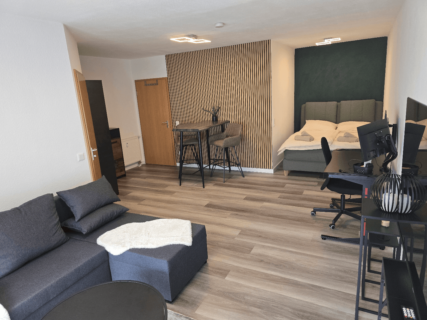 Pronájem bytu 1+1 41 m², Am Brückerbach 4, Düsseldorf, Severní Porýní-Vestfálsko Pronájem bytu 1+1 41 m², Am Brückerbach 4, Düsseldorf, Severní Porýní-Vestfálsko