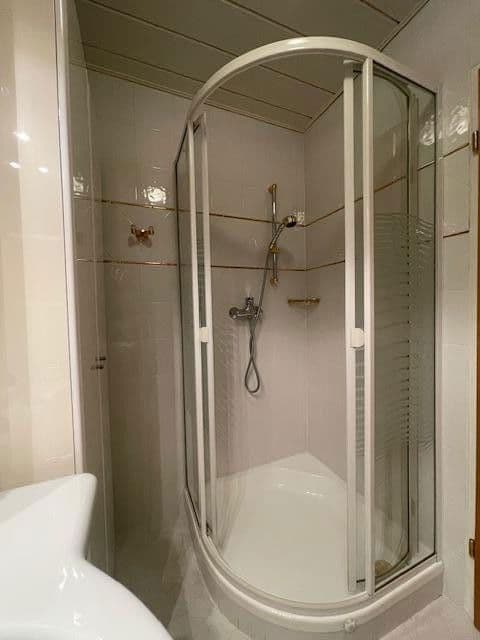 Pronájem bytu 3+1 78 m², Fischer von Erlachstr. 43, Salzburg, Salcbursko Pronájem bytu 3+1 78 m², Fischer von Erlachstr. 43, Salzburg, Salcbursko