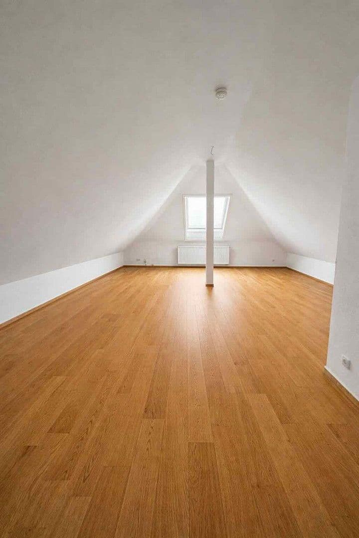 Pronájem bytu 3+1 71 m², Mörfelden-Walldorf, Hessen Pronájem bytu 3+1 71 m², Mörfelden-Walldorf, Hessen