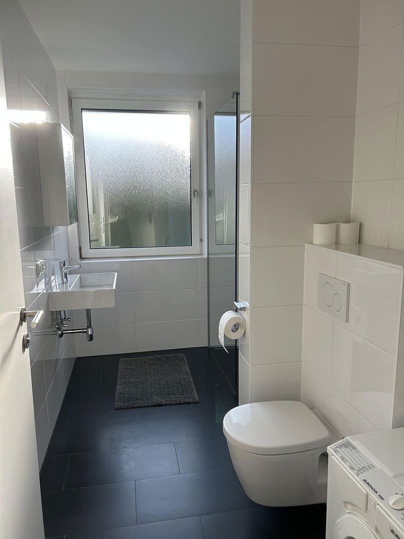 Pronájem bytu 3+1 66 m², Innsbruck, Tyrolsko Pronájem bytu 3+1 66 m², Innsbruck, Tyrolsko