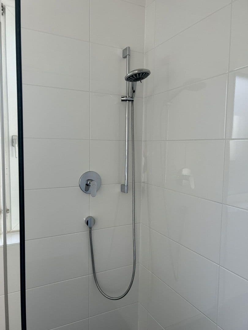 Pronájem bytu 3+1 66 m², Innsbruck, Tyrolsko Pronájem bytu 3+1 66 m², Innsbruck, Tyrolsko