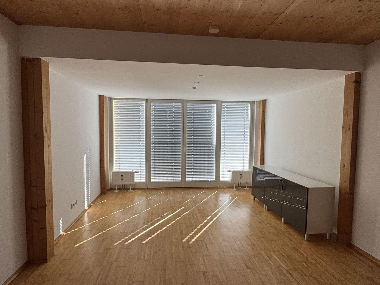 Pronájem bytu 3+1 78 m², Lazarettgasse 23, Graz, Štýrsko Pronájem bytu 3+1 78 m², Lazarettgasse 23, Graz, Štýrsko