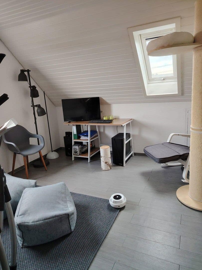 Prodej bytu 3+1 73 m², Waldenserstr. 22, Althengstett, Bádensko-Württembersko Prodej bytu 3+1 73 m², Waldenserstr. 22, Althengstett, Bádensko-Württembersko