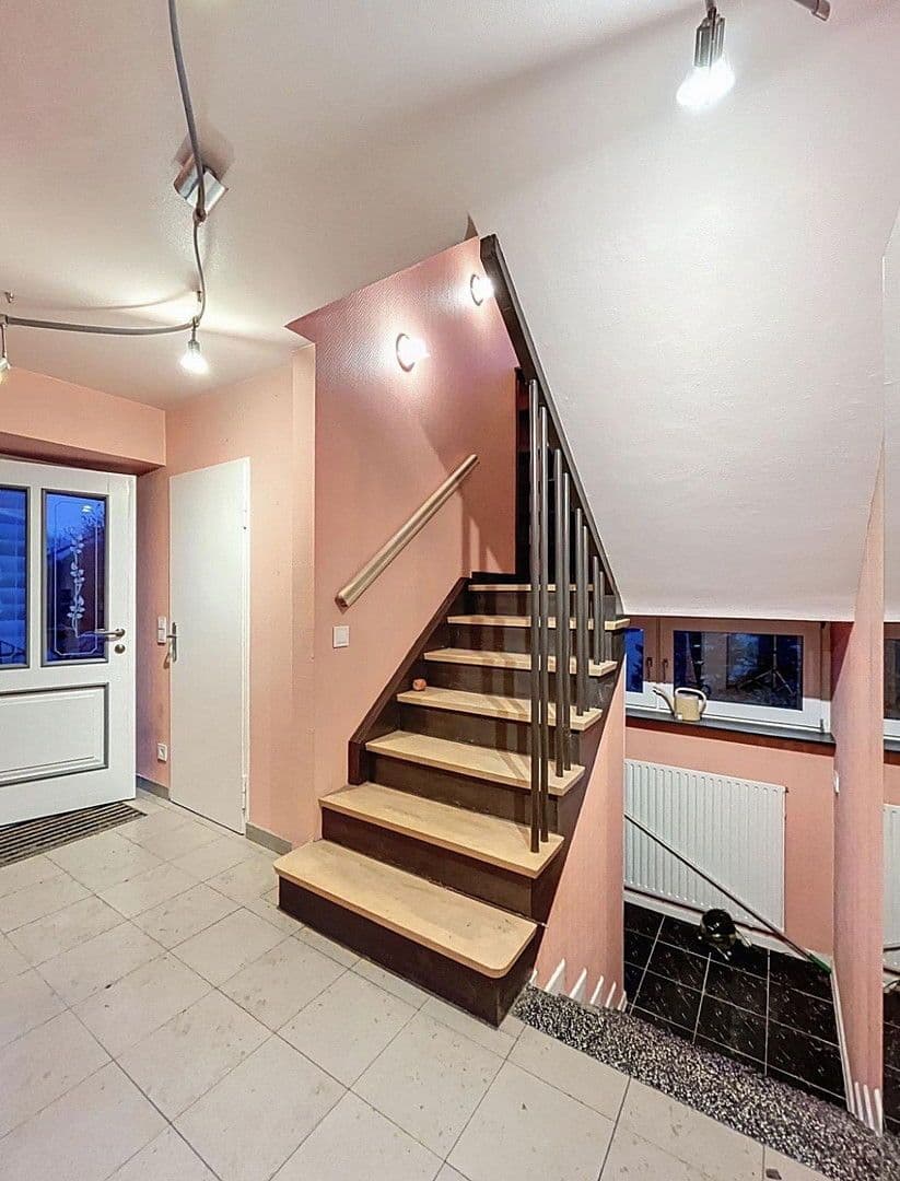 Prodej domu 138 m², pozemek 300 m², Sankt Ingbert, Země Sársko Prodej domu 138 m², pozemek 300 m², Sankt Ingbert, Země Sársko