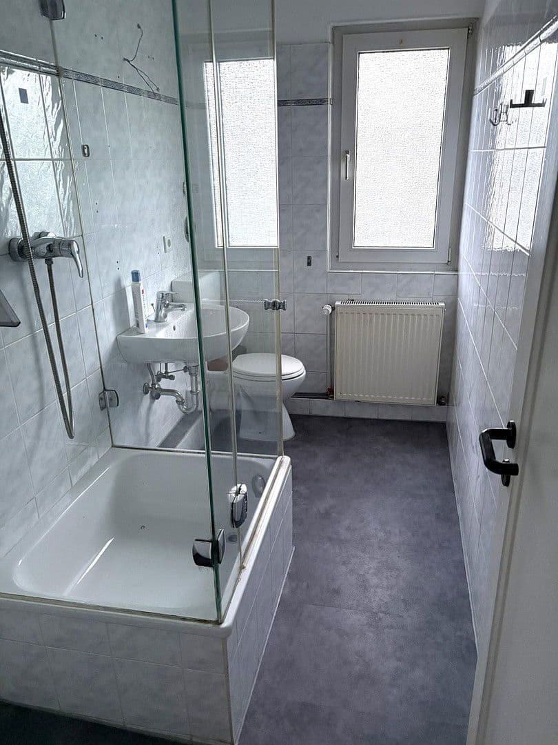 Pronájem bytu 2+1 37 m², Nordstrasse 42, Velbert, Severní Porýní-Vestfálsko Pronájem bytu 2+1 37 m², Nordstrasse 42, Velbert, Severní Porýní-Vestfálsko