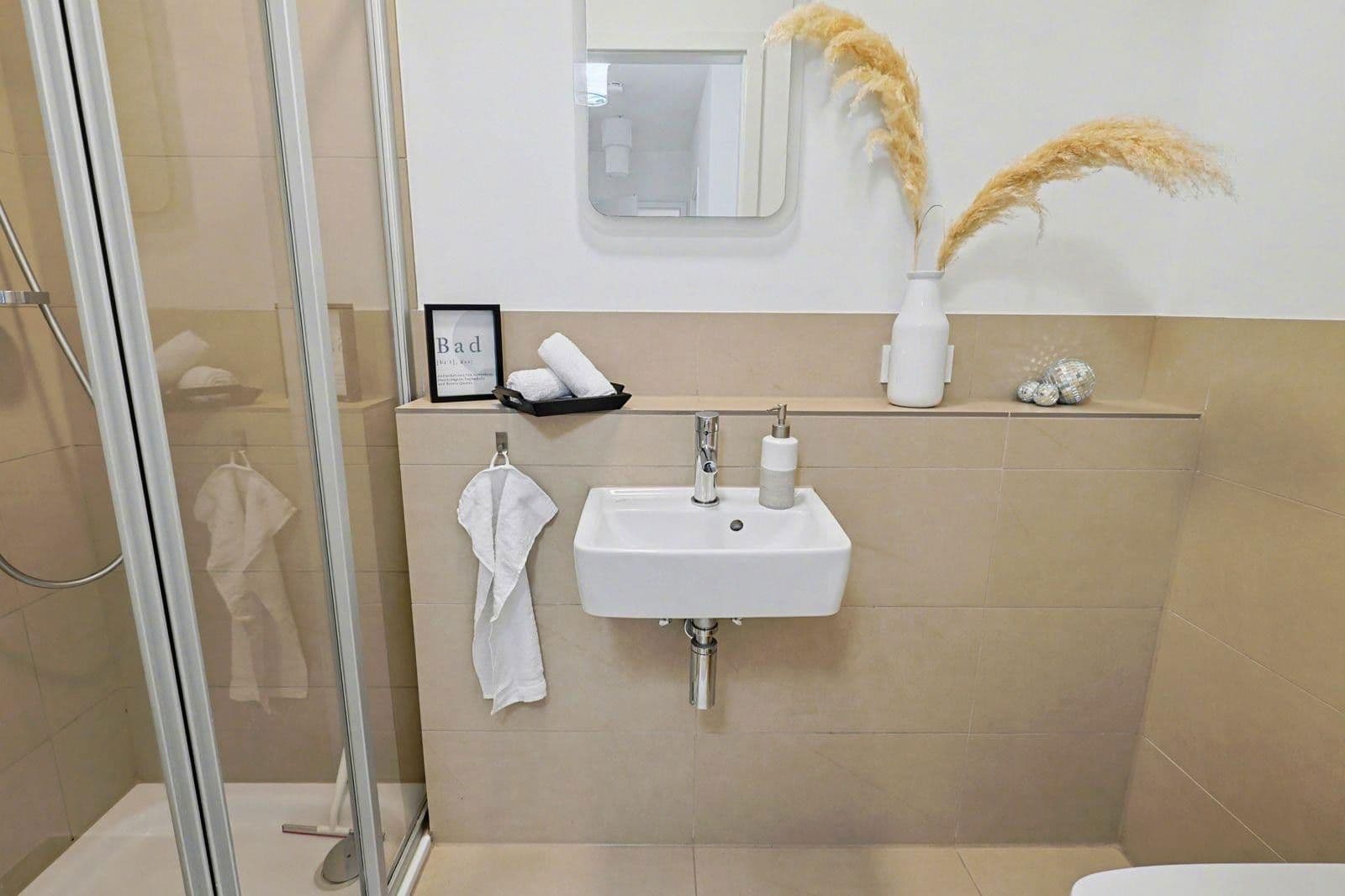 Pronájem bytu 3+1 85 m², Eimsbütteler Chaussee 45, Hamburg, Hamburg Pronájem bytu 3+1 85 m², Eimsbütteler Chaussee 45, Hamburg, Hamburg