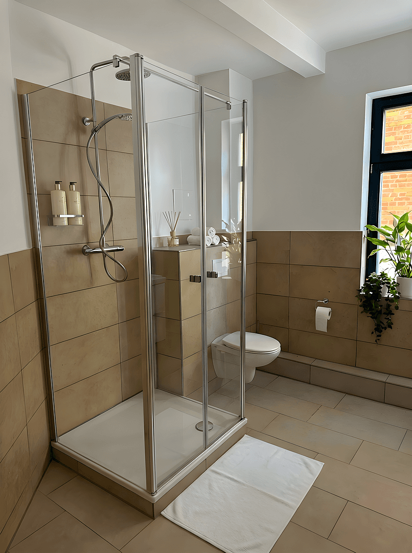 Pronájem bytu 1+kk 56 m², Stuttgart, Bádensko-Württembersko Pronájem bytu 1+kk 56 m², Stuttgart, Bádensko-Württembersko