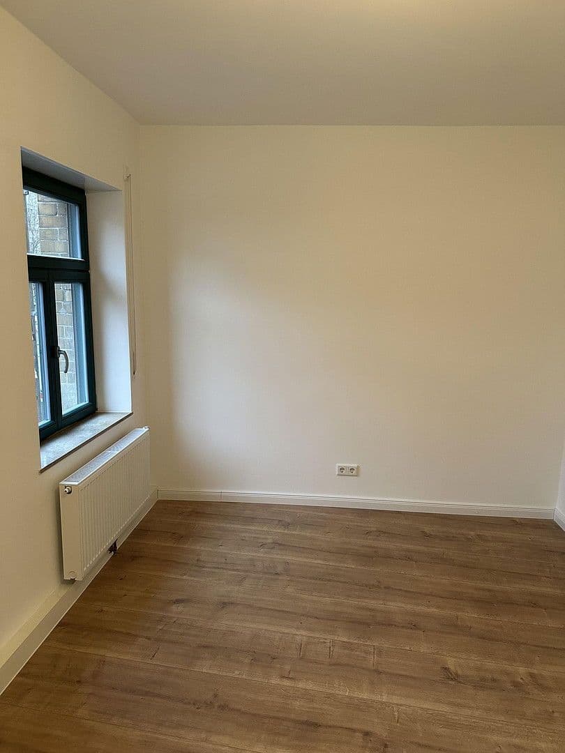 Pronájem bytu 1+kk 56 m², Stuttgart, Bádensko-Württembersko Pronájem bytu 1+kk 56 m², Stuttgart, Bádensko-Württembersko
