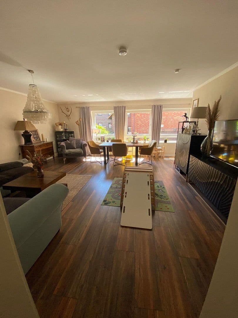 Pronájem bytu 3+1 90 m², Rellingen, Šlesvicko-Holštýnsko Pronájem bytu 3+1 90 m², Rellingen, Šlesvicko-Holštýnsko