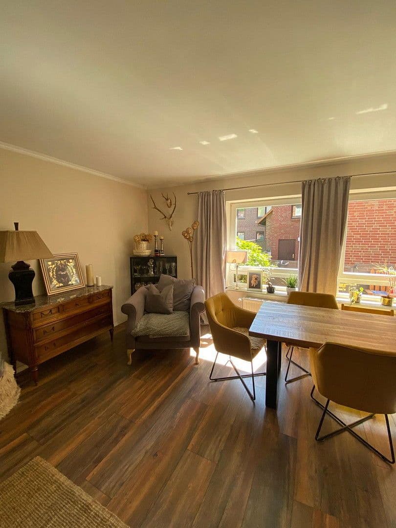 Pronájem bytu 3+1 90 m², Rellingen, Šlesvicko-Holštýnsko Pronájem bytu 3+1 90 m², Rellingen, Šlesvicko-Holštýnsko