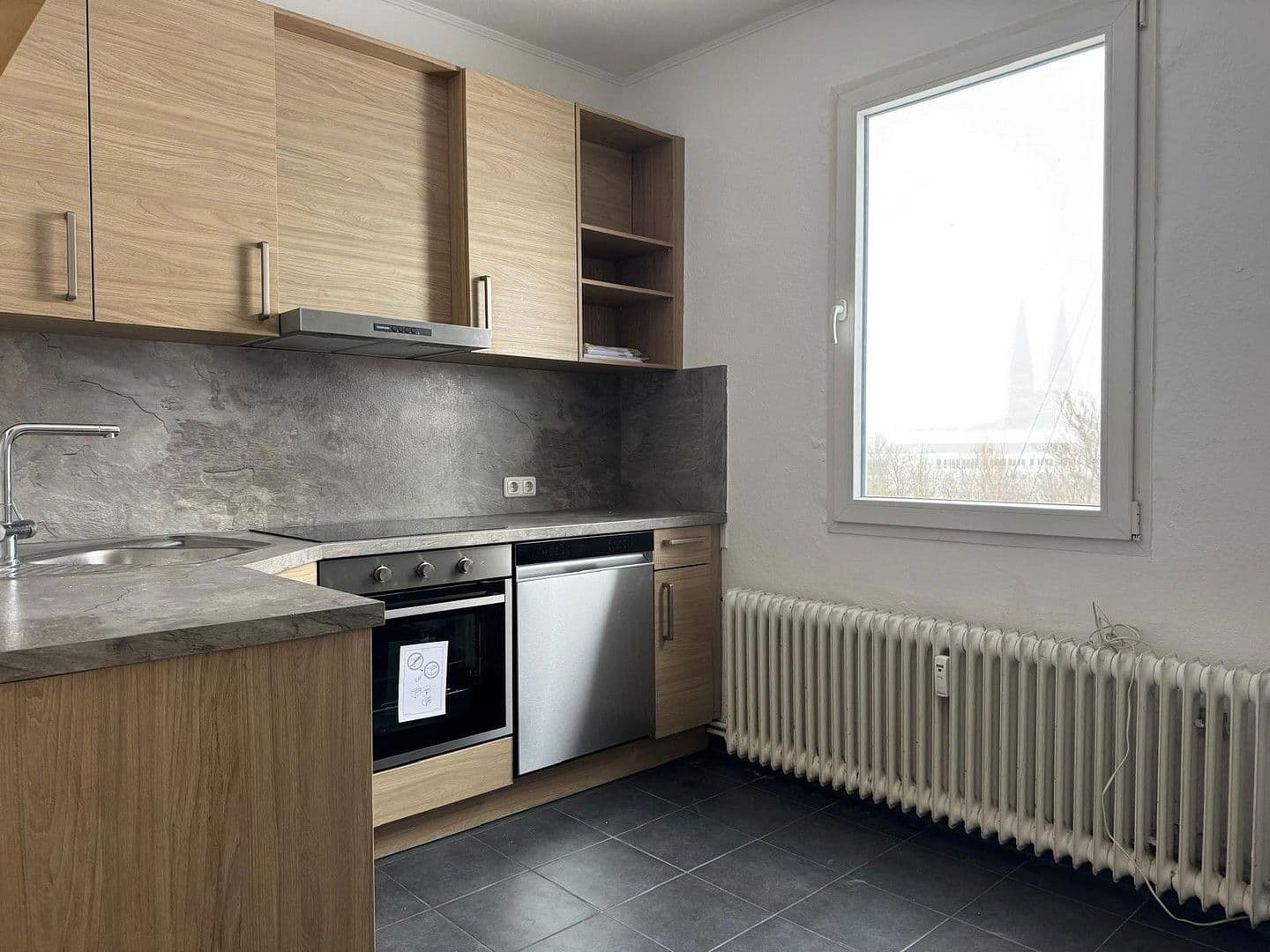 Pronájem bytu 3+1 73 m², Lübeck, Šlesvicko-Holštýnsko Pronájem bytu 3+1 73 m², Lübeck, Šlesvicko-Holštýnsko