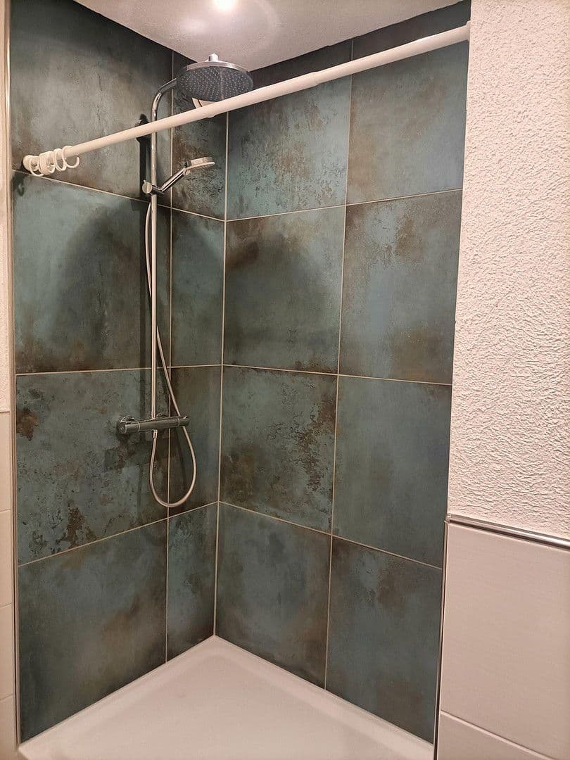 Pronájem bytu 3+1 80 m², Ludwigshafen am Rhein, Porýní-Falc Pronájem bytu 3+1 80 m², Ludwigshafen am Rhein, Porýní-Falc