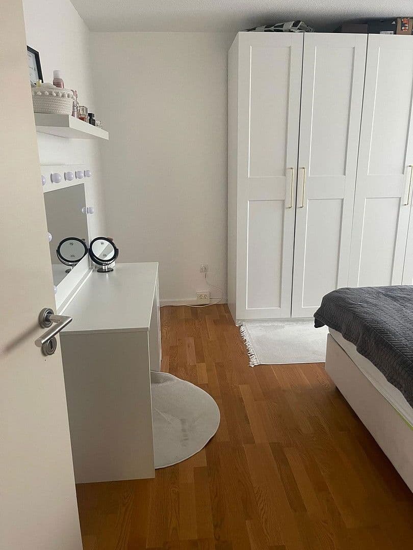 Pronájem bytu 3+1 80 m², Ludwigshafen am Rhein, Porýní-Falc Pronájem bytu 3+1 80 m², Ludwigshafen am Rhein, Porýní-Falc