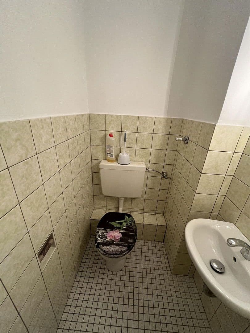 Pronájem bytu 3+kk 80 m², Bochumer Str. 72 a, Hattingen, Severní Porýní-Vestfálsko Pronájem bytu 3+kk 80 m², Bochumer Str. 72 a, Hattingen, Severní Porýní-Vestfálsko