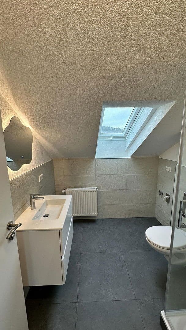 Pronájem bytu 2+kk 57 m², Sindelfingen, Bádensko-Württembersko Pronájem bytu 2+kk 57 m², Sindelfingen, Bádensko-Württembersko