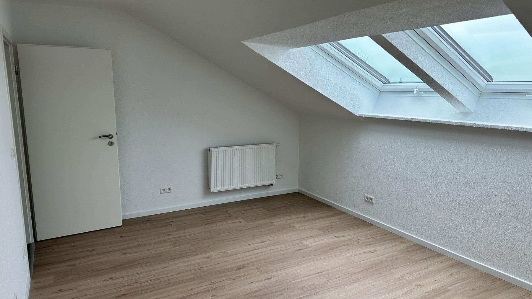 Pronájem bytu 2+kk 57 m², Sindelfingen, Bádensko-Württembersko Pronájem bytu 2+kk 57 m², Sindelfingen, Bádensko-Württembersko