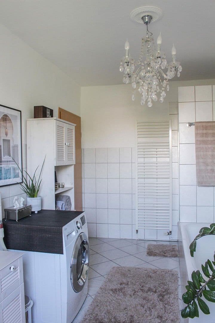 Prodej domu 256 m², pozemek 380 m², Mainz, Porýní-Falc Prodej domu 256 m², pozemek 380 m², Mainz, Porýní-Falc