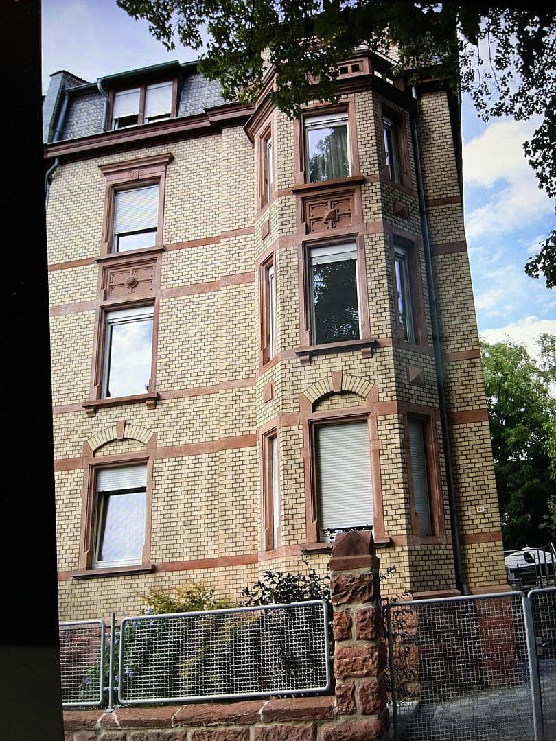 Prodej domu 256 m², pozemek 380 m², Mainz, Porýní-Falc Prodej domu 256 m², pozemek 380 m², Mainz, Porýní-Falc