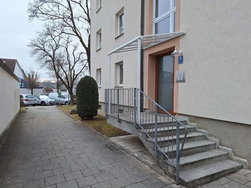 Prodej bytu 3+1 65 m², Thurgaustr. 8, München, Bavorsko Prodej bytu 3+1 65 m², Thurgaustr. 8, München, Bavorsko