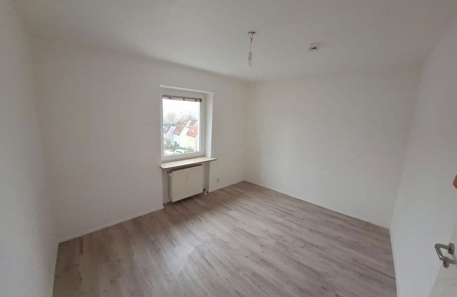 Prodej bytu 3+1 65 m², Thurgaustr. 8, München, Bavorsko Prodej bytu 3+1 65 m², Thurgaustr. 8, München, Bavorsko