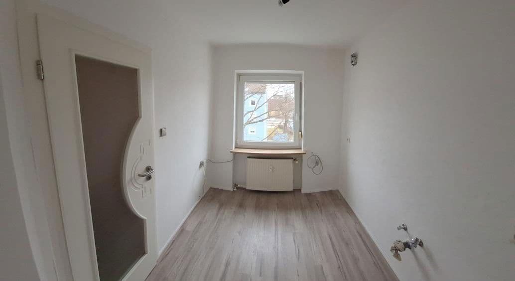 Prodej bytu 3+1 65 m², Thurgaustr. 8, München, Bavorsko Prodej bytu 3+1 65 m², Thurgaustr. 8, München, Bavorsko