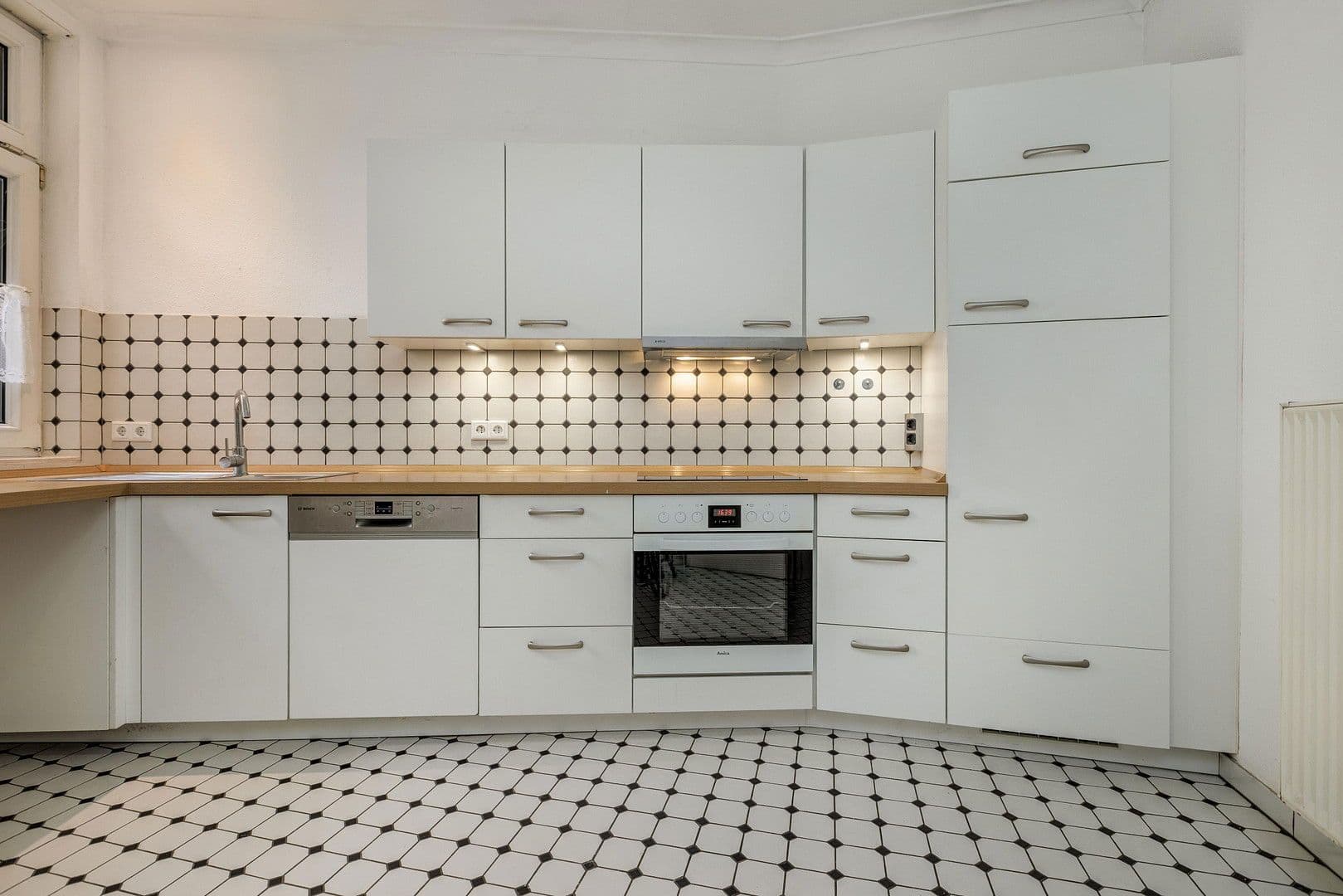 Prodej bytu 3+1 96 m², Frankfurt am Main, Hessen Prodej bytu 3+1 96 m², Frankfurt am Main, Hessen