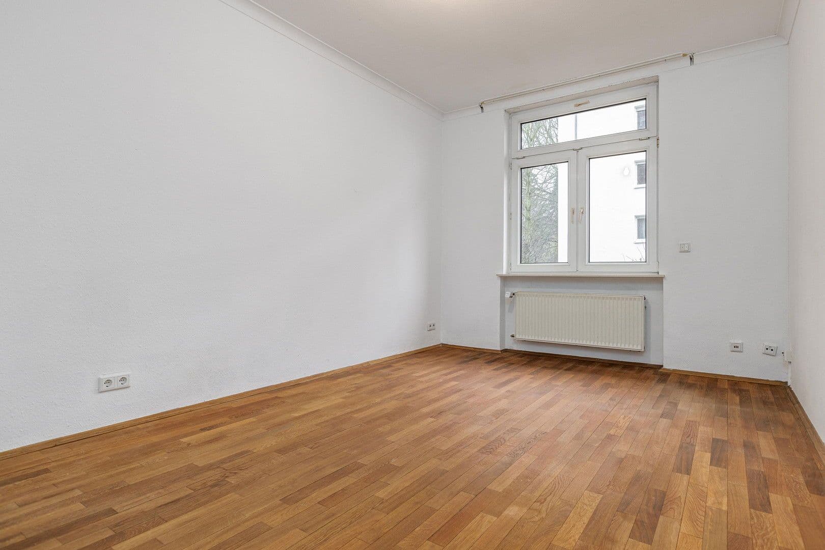 Prodej bytu 3+1 96 m², Frankfurt am Main, Hessen Prodej bytu 3+1 96 m², Frankfurt am Main, Hessen