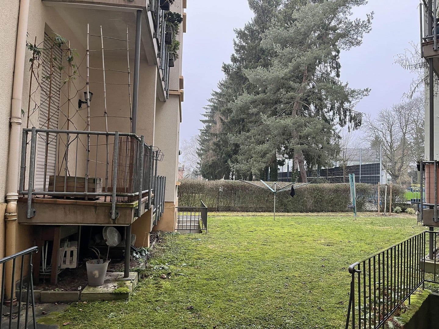 Prodej bytu 3+1 96 m², Frankfurt am Main, Hessen Prodej bytu 3+1 96 m², Frankfurt am Main, Hessen