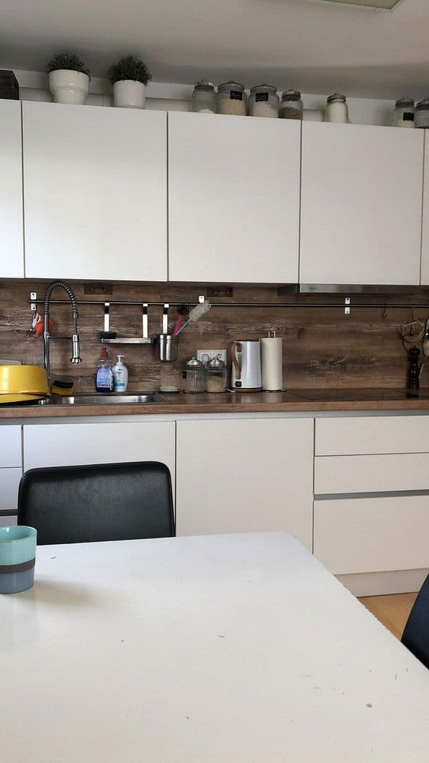 Prodej domu 154 m², pozemek 494 m², Mehlbaumstr.187, Albstadt, Bádensko-Württembersko Prodej domu 154 m², pozemek 494 m², Mehlbaumstr.187, Albstadt, Bádensko-Württembersko