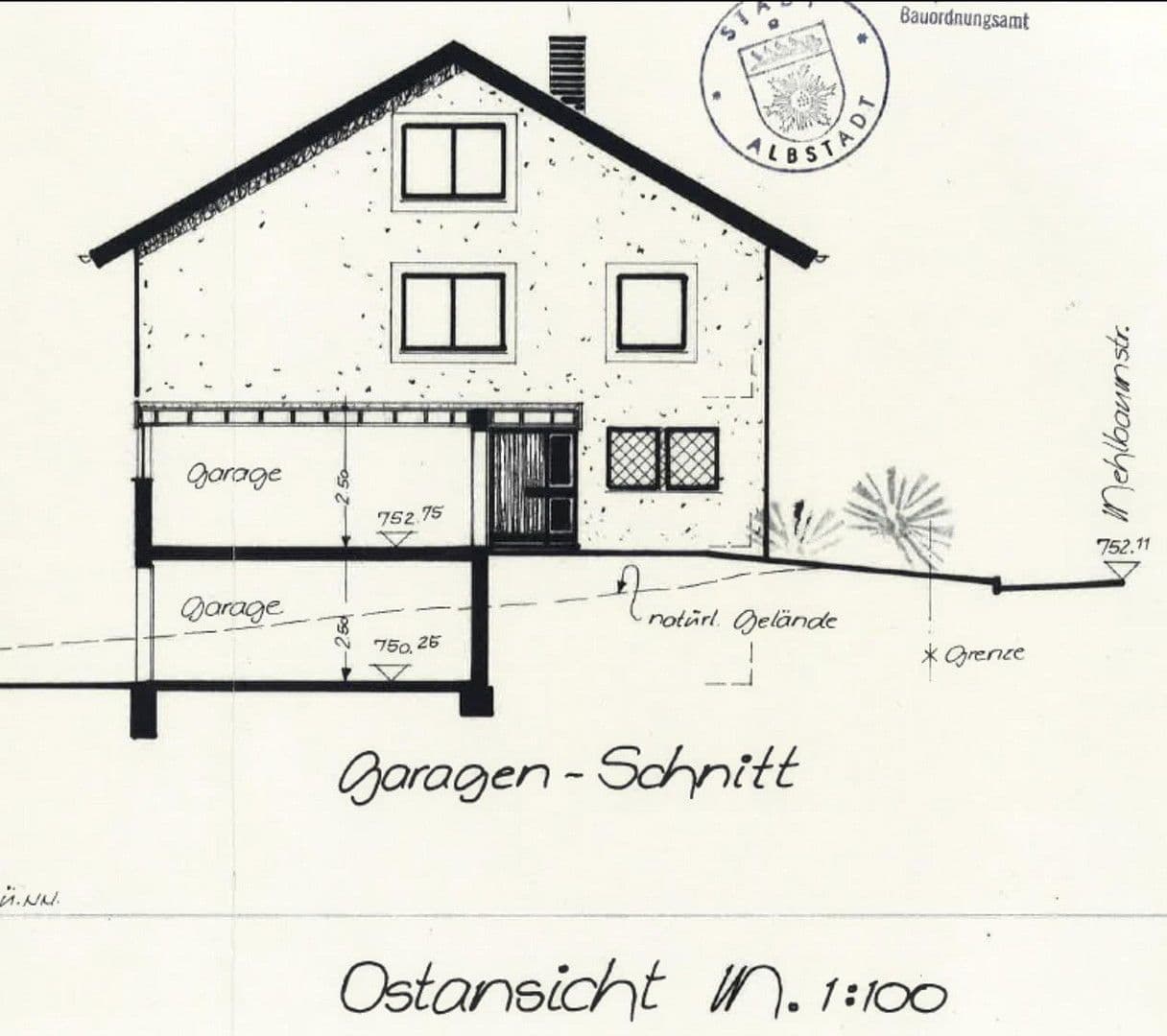 Prodej domu 154 m², pozemek 494 m², Mehlbaumstr.187, Albstadt, Bádensko-Württembersko Prodej domu 154 m², pozemek 494 m², Mehlbaumstr.187, Albstadt, Bádensko-Württembersko