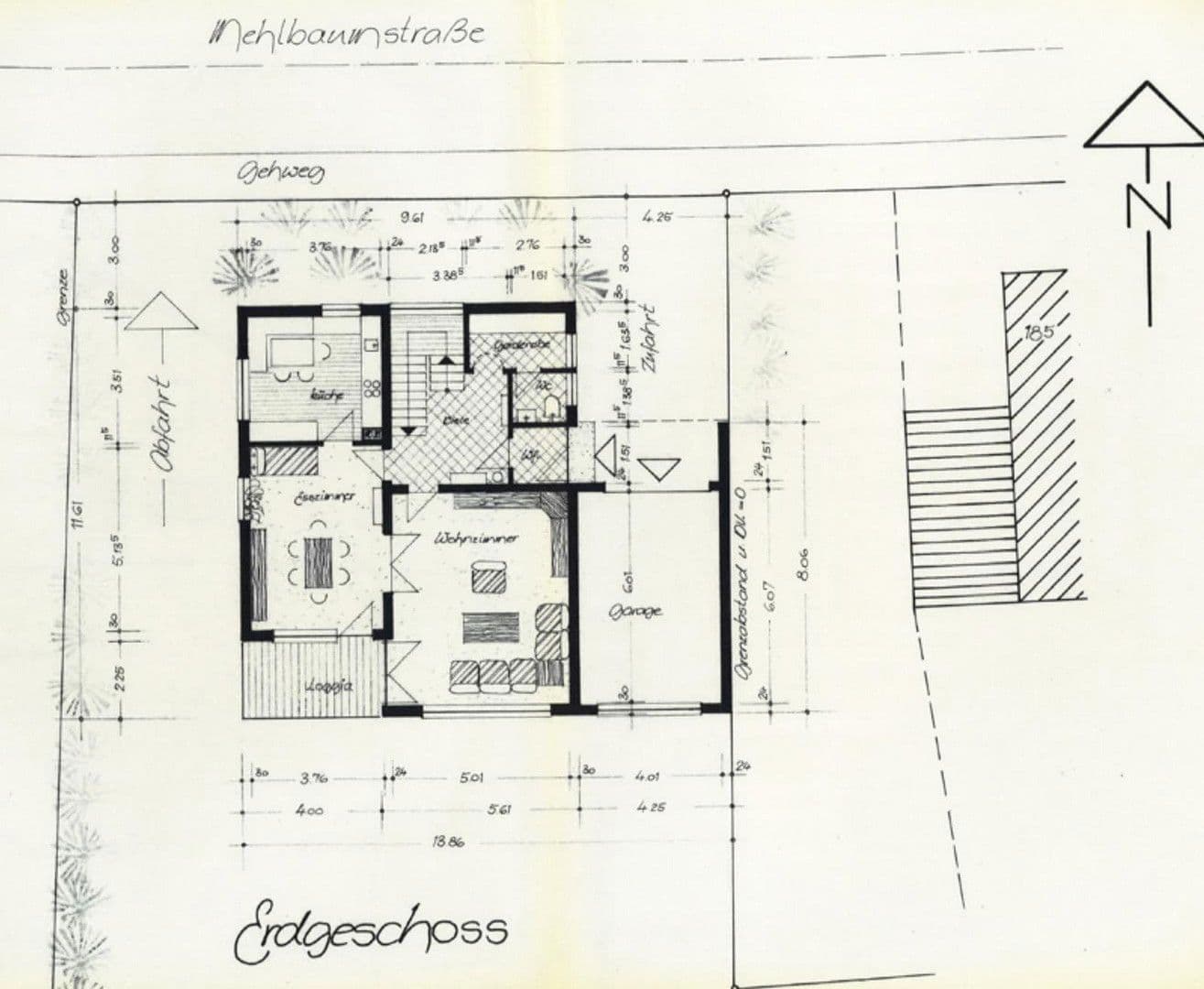 Prodej domu 154 m², pozemek 494 m², Mehlbaumstr.187, Albstadt, Bádensko-Württembersko Prodej domu 154 m², pozemek 494 m², Mehlbaumstr.187, Albstadt, Bádensko-Württembersko