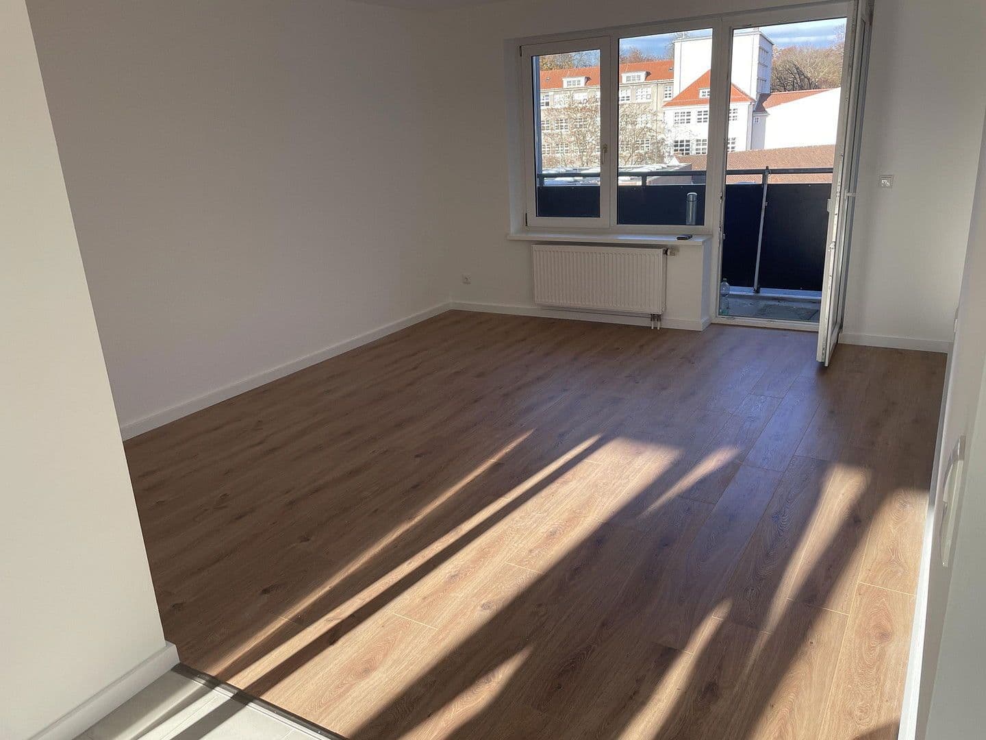 Pronájem bytu 3+1 84 m², Wendenstraße 26, Braunschweig, Dolní Sasko Pronájem bytu 3+1 84 m², Wendenstraße 26, Braunschweig, Dolní Sasko