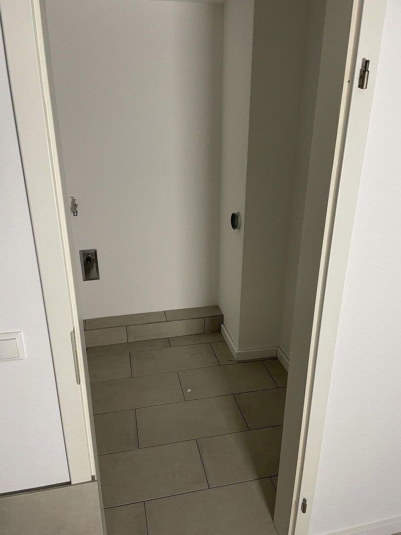 Pronájem bytu 3+1 84 m², Wendenstraße 26, Braunschweig, Dolní Sasko Pronájem bytu 3+1 84 m², Wendenstraße 26, Braunschweig, Dolní Sasko