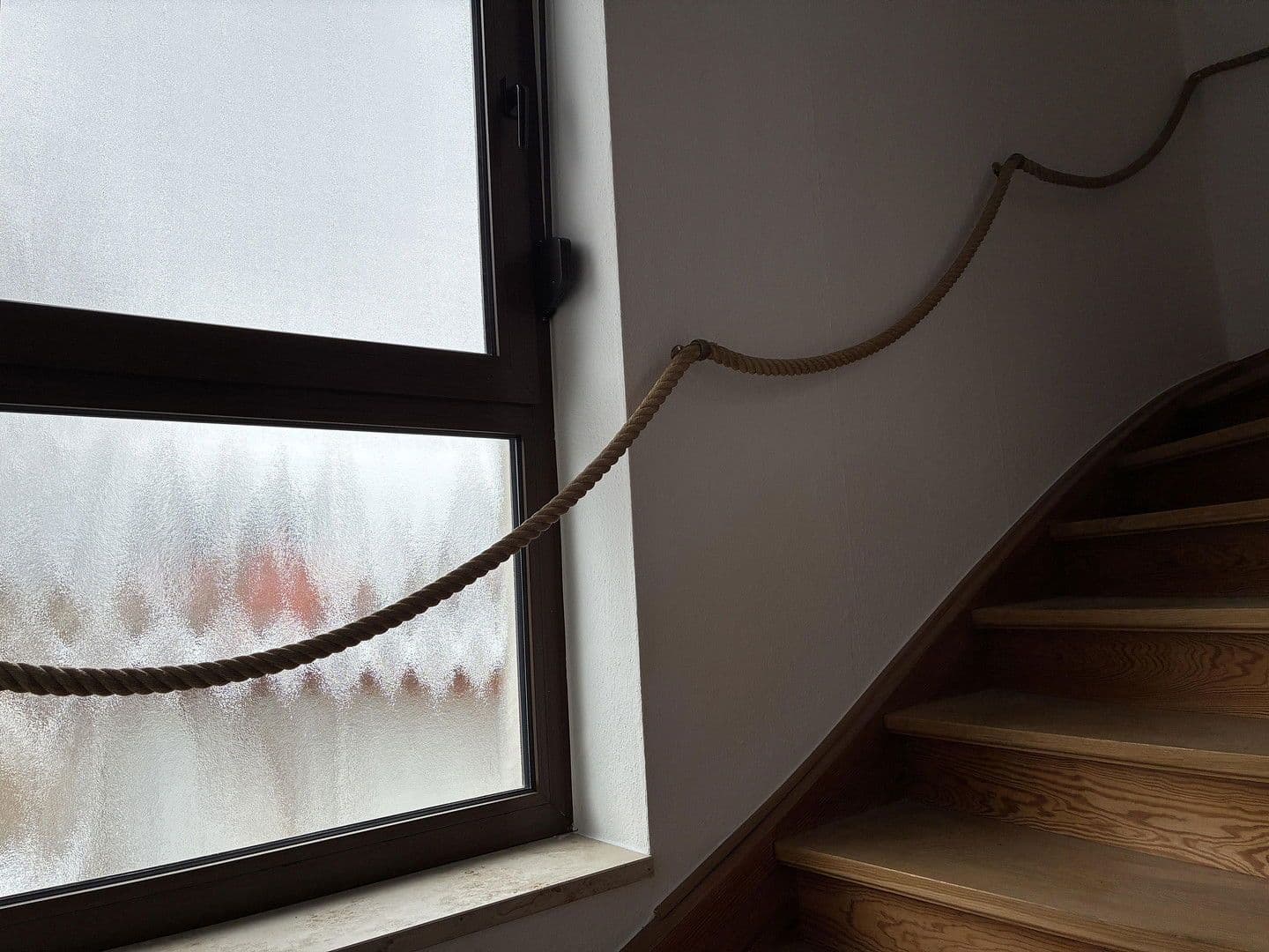 Prodej domu 118 m², pozemek 942 m², Ansbacher Straße 42A, Markt Erlbach, Bavorsko Prodej domu 118 m², pozemek 942 m², Ansbacher Straße 42A, Markt Erlbach, Bavorsko