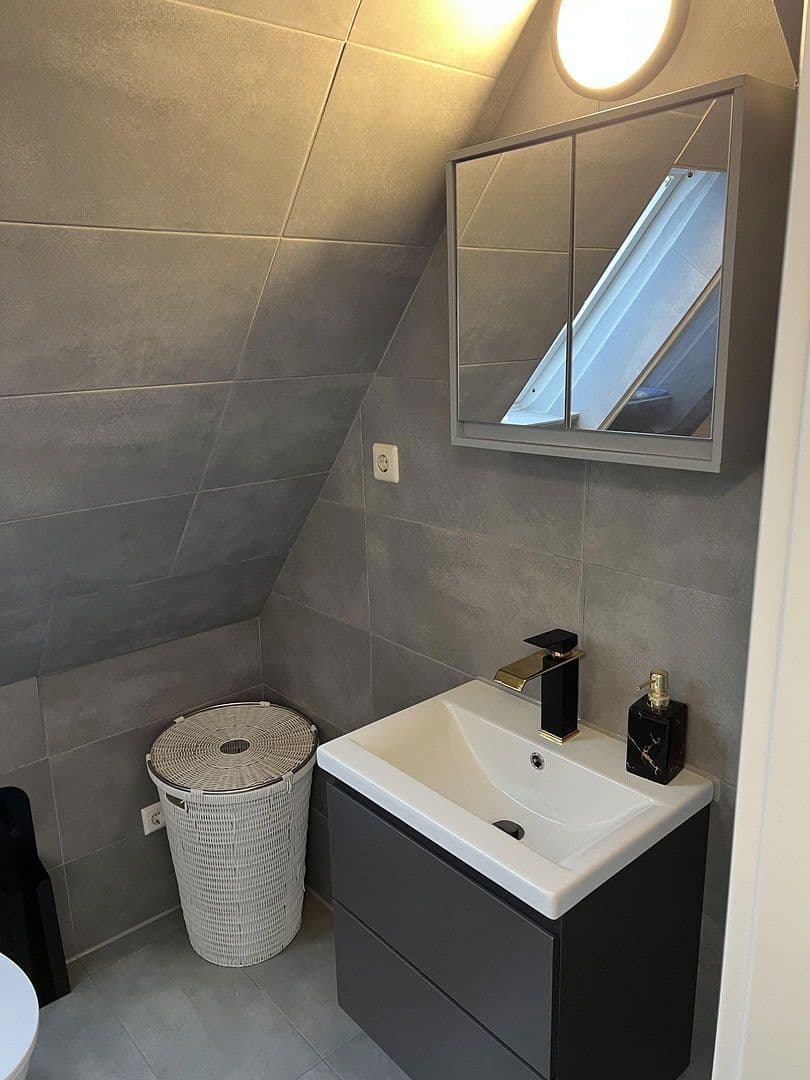 Pronájem bytu 2+1 54 m², Grosse Falterstrasse , 58, Stuttgart, Bádensko-Württembersko Pronájem bytu 2+1 54 m², Grosse Falterstrasse , 58, Stuttgart, Bádensko-Württembersko