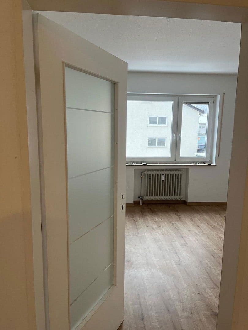 Pronájem bytu 4+1 92 m², Wurmlingen, Bádensko-Württembersko Pronájem bytu 4+1 92 m², Wurmlingen, Bádensko-Württembersko