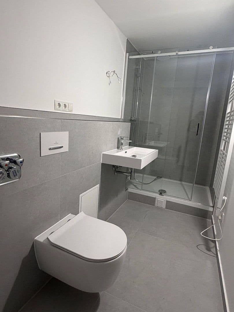 Prodej domu 142 m², pozemek 700 m², Alte Str. 3a, Bad Honnef, Severní Porýní-Vestfálsko Prodej domu 142 m², pozemek 700 m², Alte Str. 3a, Bad Honnef, Severní Porýní-Vestfálsko