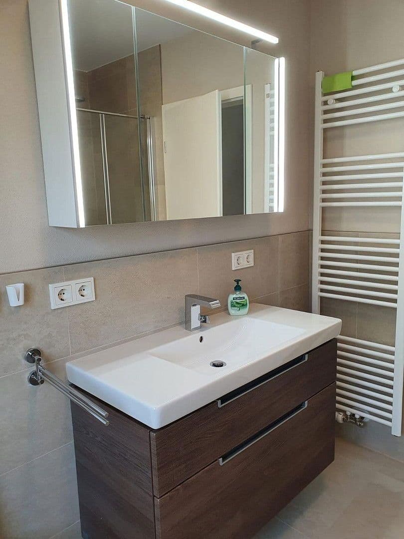 Prodej domu 175 m², pozemek 195 m², München, Bavorsko Prodej domu 175 m², pozemek 195 m², München, Bavorsko