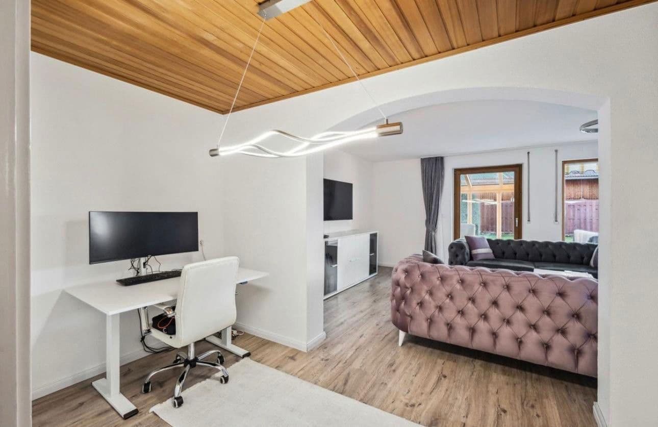 Prodej domu 133 m², pozemek 468 m², Birkenstraße 19, Miesbach, Bavorsko Prodej domu 133 m², pozemek 468 m², Birkenstraße 19, Miesbach, Bavorsko