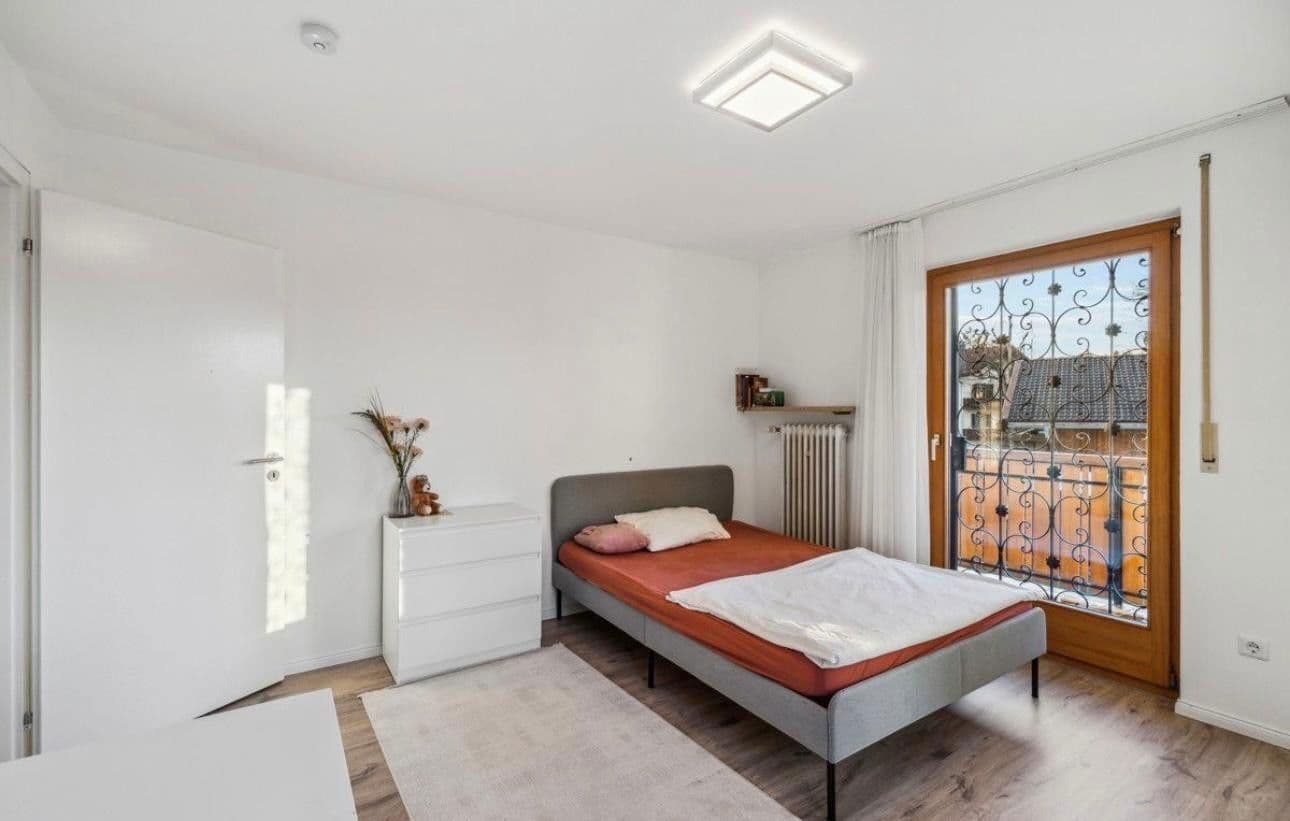 Prodej domu 133 m², pozemek 468 m², Birkenstraße 19, Miesbach, Bavorsko Prodej domu 133 m², pozemek 468 m², Birkenstraße 19, Miesbach, Bavorsko