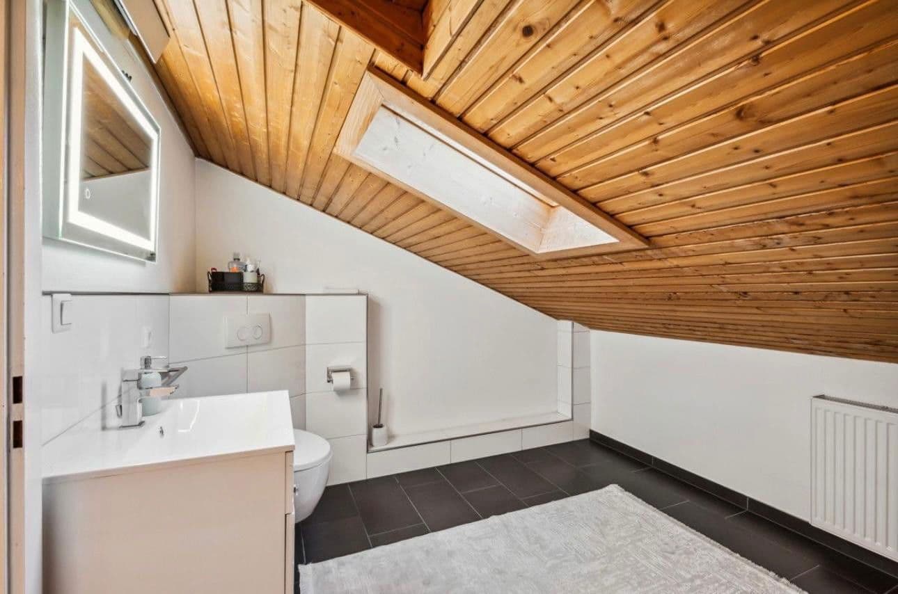 Prodej domu 133 m², pozemek 468 m², Birkenstraße 19, Miesbach, Bavorsko Prodej domu 133 m², pozemek 468 m², Birkenstraße 19, Miesbach, Bavorsko