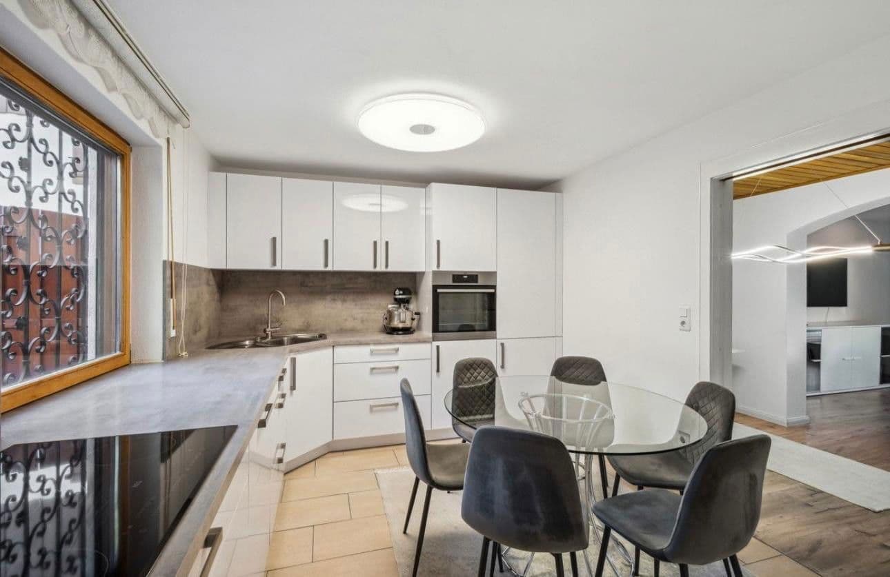 Prodej domu 133 m², pozemek 468 m², Birkenstraße 19, Miesbach, Bavorsko Prodej domu 133 m², pozemek 468 m², Birkenstraße 19, Miesbach, Bavorsko